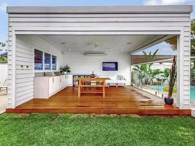 Nice 55 Japonica Drive, Palm Beach, QLD 4221