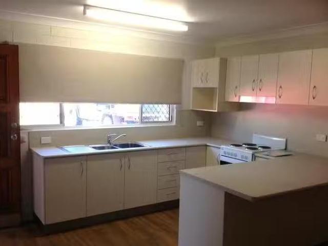 Unique 5/79 Miles Street, Menzies, QLD 4825