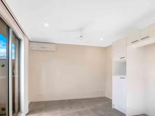 For Rent! 59A Mackellar Way, Walloon QLD 4306
