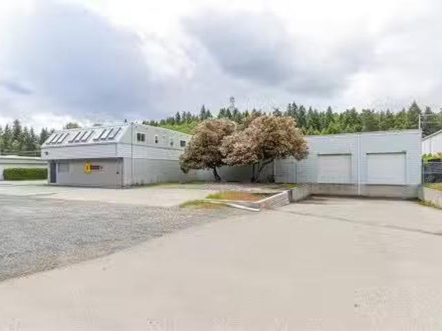 Rental! 5,6,7,8 1210 Industrial Way, Parksville, BC, V9P 2W8.
