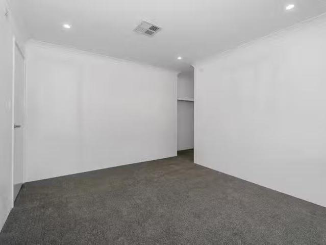 Cheap 5 Upfield Street, Southern River, WA 6110