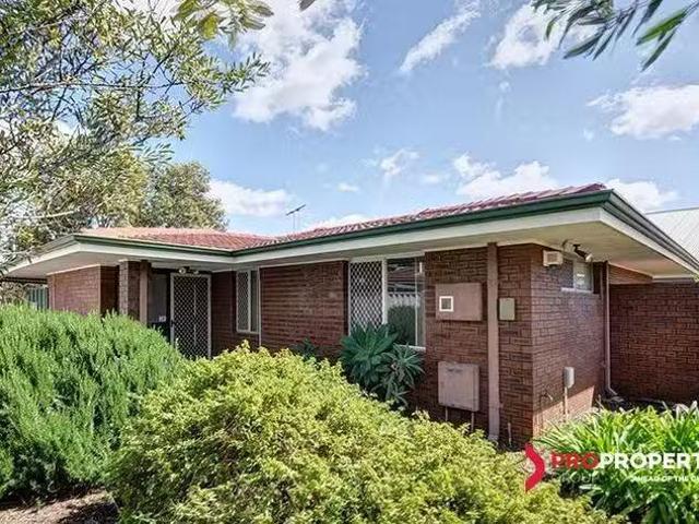 Rental! 5 Wandarra Close, Karawara, WA 6152