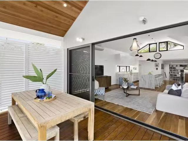 Cheap 5 Alto Avenue, Seaforth House for rent Listed by Alicia.