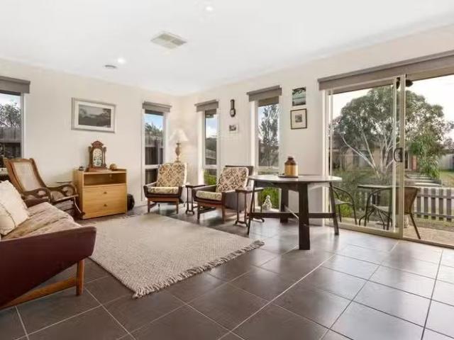 Deal! 5 Babington Close, HASTINGS, VIC 3915 House for Rent