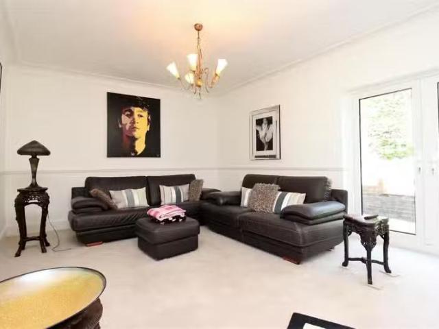 New 5 bedroom detached bungalow for rent in Outwood Lane, Chip.