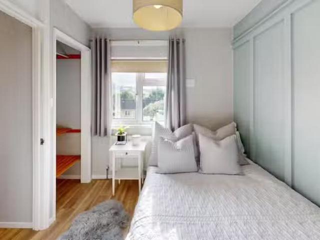 New 5 bedroom house for rent in Garrick Road, Bath, BA2