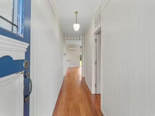 Cheap 5 Bow Street, Yeerongpilly, QLD 4105