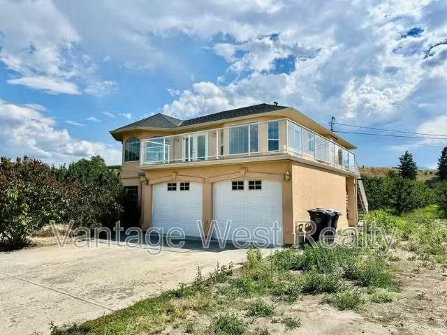 New 5 BR 61421409 3329 East Kelowna Rd