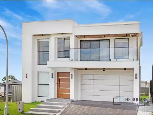 Rental! 5 BR 7 Lakehaven St, Box Hill House for rent Listed b.
