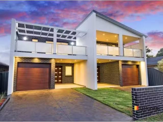 Unique 5 BR 7 Robb Street, Revesby Townhouse for rent Listed.