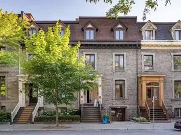 Just in! 5 BR 1224 Rue St Mathieu, Montréal Ville Marie, QC.