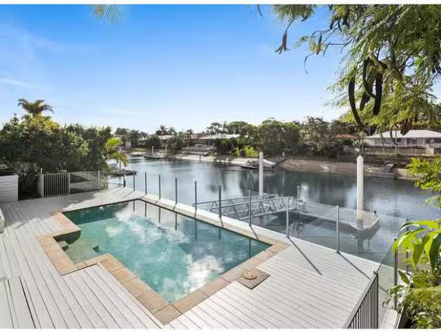 Cheap 5 BR 15 Bombala Street, Broadbeach Waters, QLD 4218
