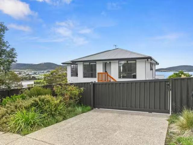 New 5 BR 2 Maria Orr Street, ROKEBY, TAS 7019 House for Rent
