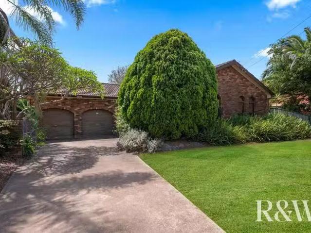 Just in! 5 BR 36 President Road, Kellyville, NSW 2155