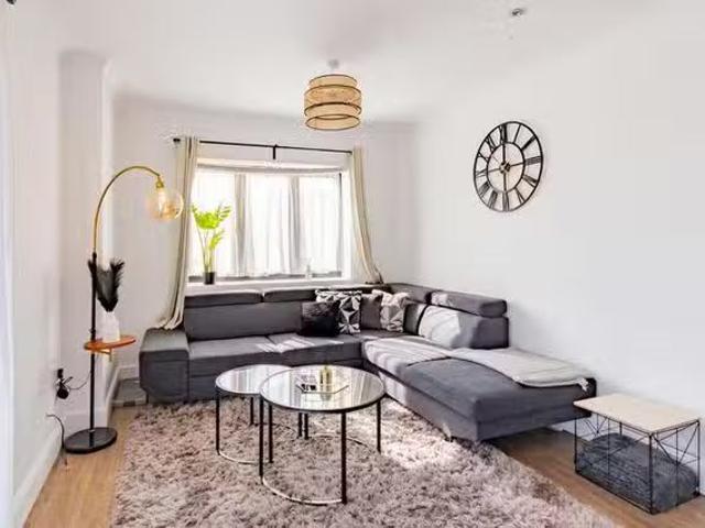 Charming 5 BR Main Road