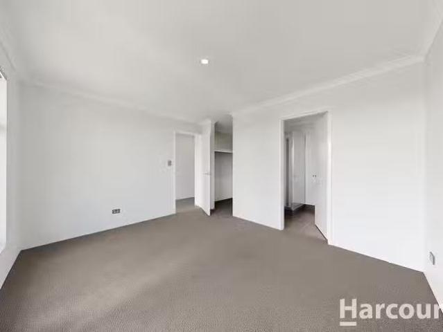 For Rent! 5 Bridgewater Approach, Yanchep, WA 6035