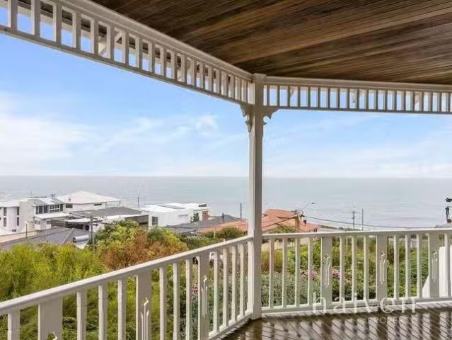 Rental! 5 Clontarf Street, Sorrento, WA 6020