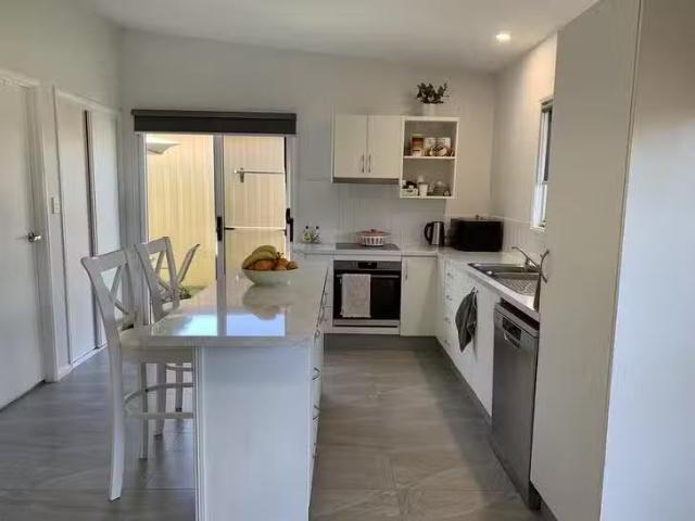 Cheap 5 Fiji Street, Russell Island, QLD 4184
