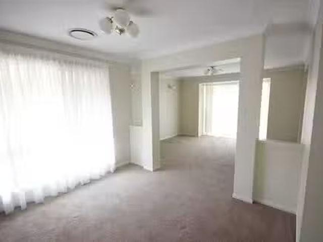 Cheap 5 Inverness Way, Parkwood, QLD 4214
