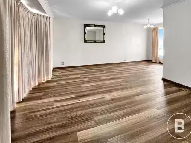 Cheap 5 Muir Street, Bacchus Marsh, VIC 3340