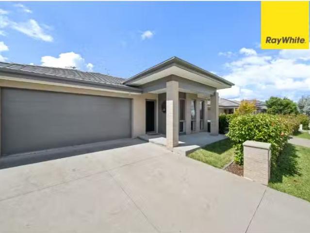 New 5 Nellie Street, GOOGONG House for rent Listed by Genivev.
