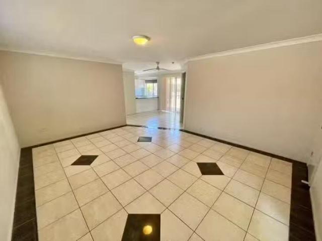For Rent! 5 Nolan Chase, Parkwood, QLD 4214