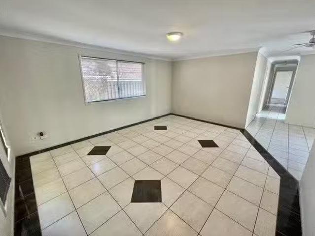Deal! 5 Nolan Chase, PARKWOOD, QLD 4214 House for Rent