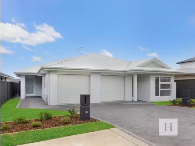 Unique 5a Shrike Way, Hamlyn Terrace House for rent Listed by.