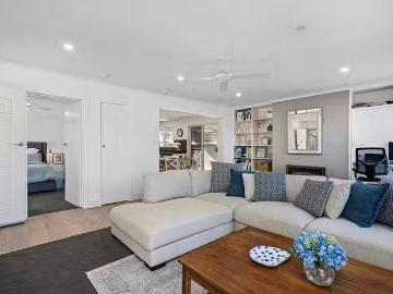 Charming 5B Saintfield Street, Lara, VIC 3212