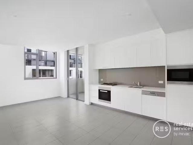 Unique 609/119 Ross Street, Forest Lodge, NSW 2037