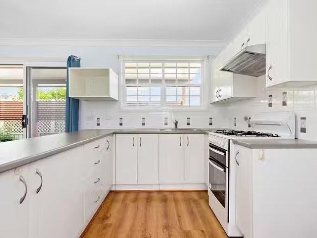 Cheap 6/14 Baroonba Street, Whitebridge, NSW 2290