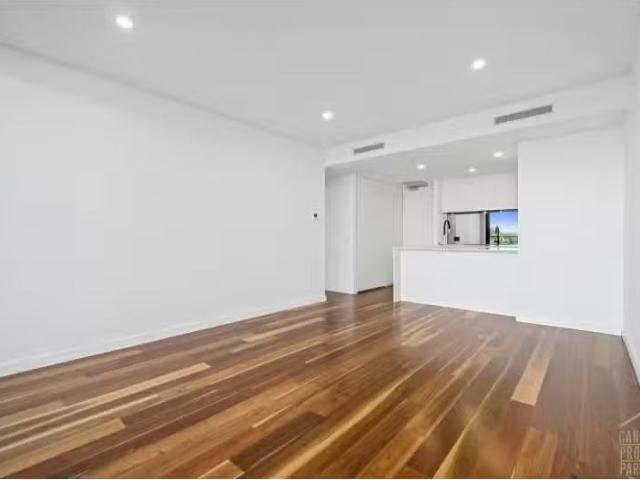 Cheap 616/2 Anzac Park, Campbell Apartment for rent Listed by.