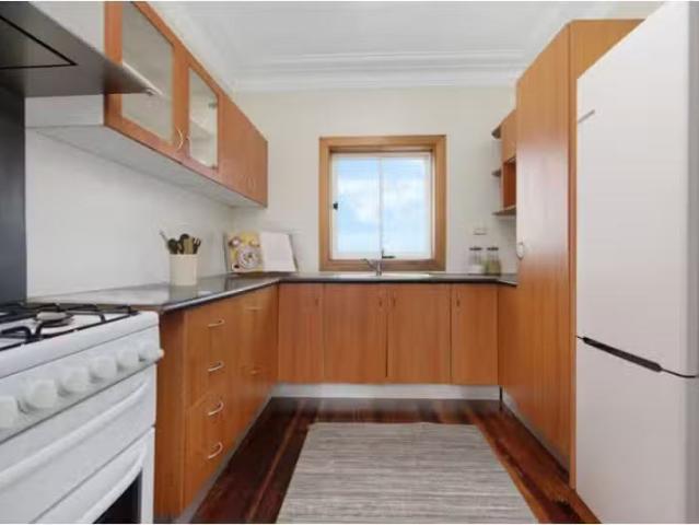 Deal! 619B Forest Rd, Peakhurst Apartment for rent Listed by.