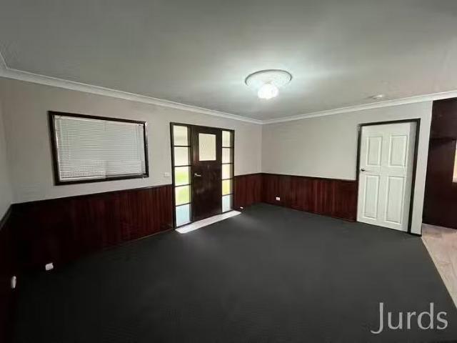Just in! 61 Main Road, Paxton, NSW 2325