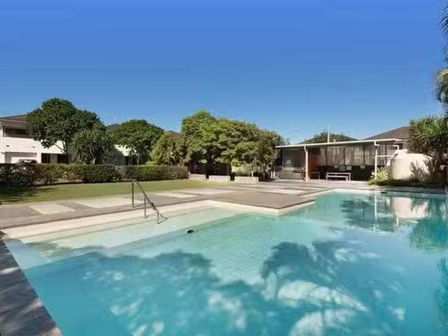 Deal! 61 Wyandra Crescent, Murarrie, QLD 4172
