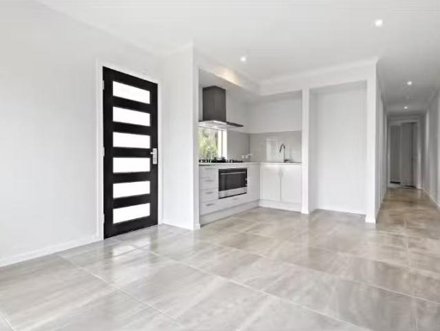 Deal! 62a Trinity Point Drive, MORISSET PARK House for rent L.