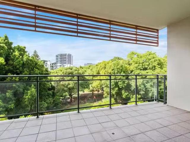 Just in! 63/4 Delhi Street, West Perth, WA 6005