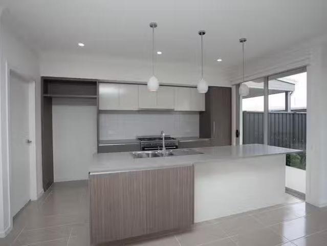 Just in! 63 Shallows Drive, Shell Cove, NSW 2529