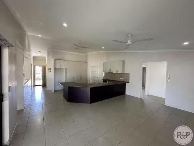 Charming 64 Daintree Drive, Bushland Beach, QLD 4818