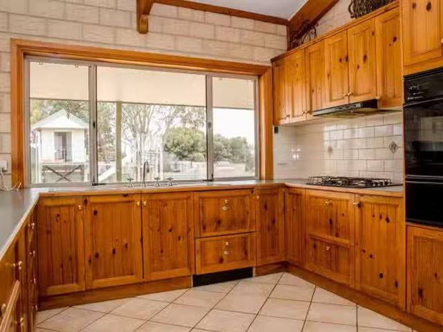 Nice 64 Denial Bay Road, CEDUNA, SA 5690 House for Rent