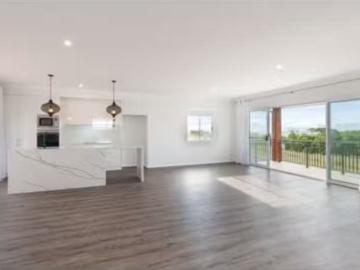 Cozy 64 Surfside Drive, Catherine Hill Bay House for rent Lis.