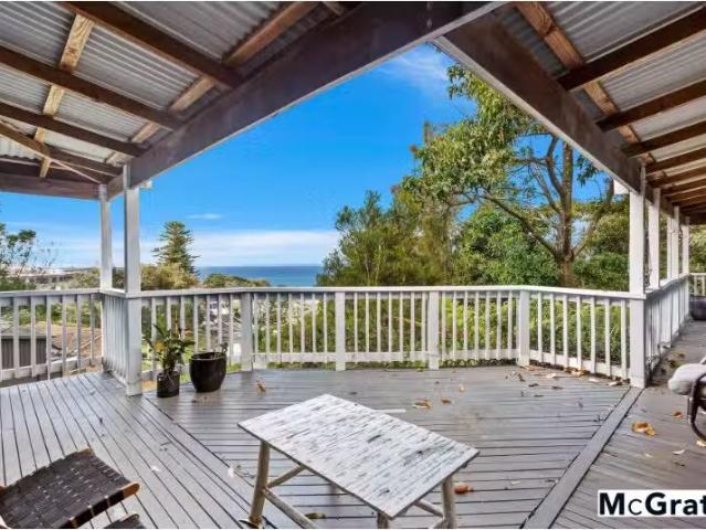 Charming 650 Lawrence Hargrave Dr, Coledale House for rent Li.