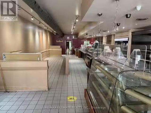 Rental! 652 College Street, Toronto, ON, M6G 1B8 commercial.