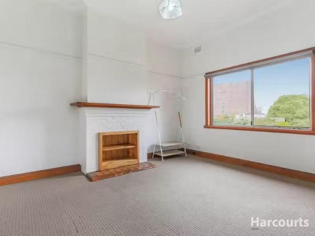 Rental! 65 Smith Street, WARRAGUL, VIC 3820 Townhouse for Rent