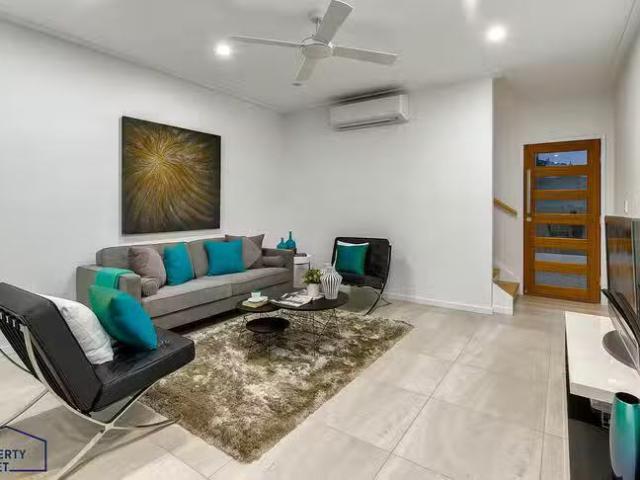 Charming 66 Hunter Street, Greenslopes, QLD 4120