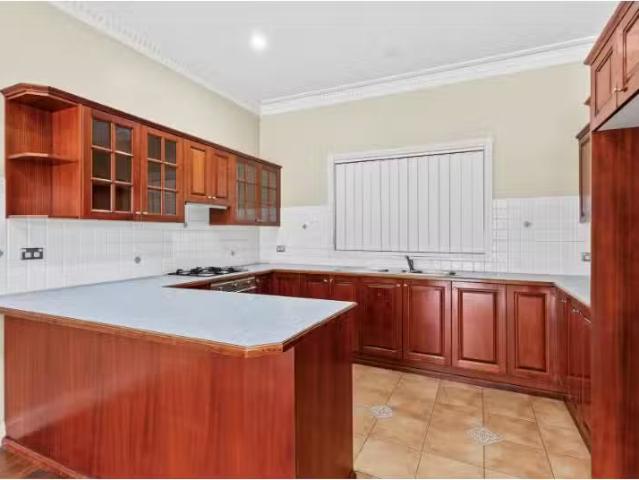 For Rent! 67 Auburn Street, WOLLONGONG House for rent Listed.