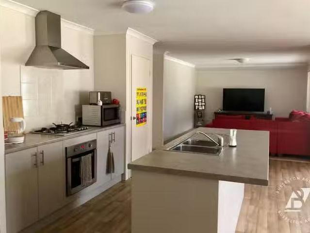 Rental! 67 Santons Approach, Yalyalup, WA 6280