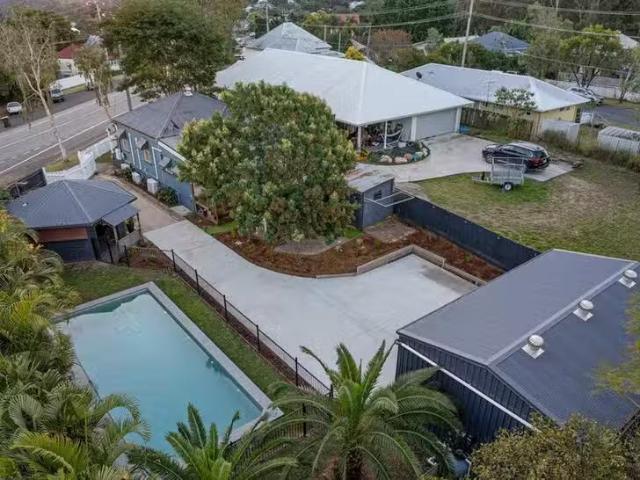 Unique 67 Pine Mountain Road, North Ipswich, QLD 4305