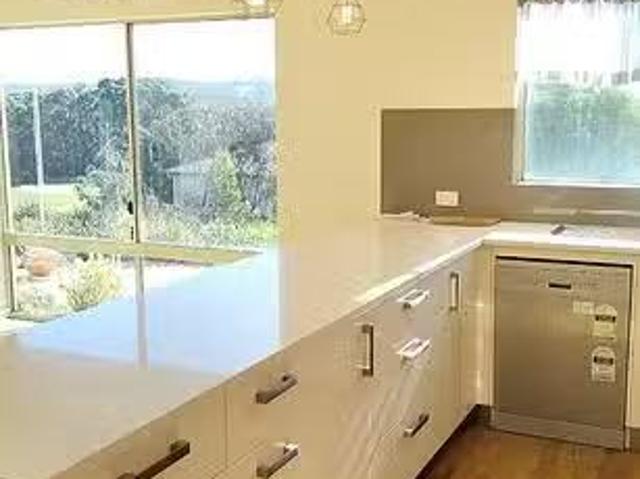Cozy 68 Beaufortia Gardens, Hay, WA 6333