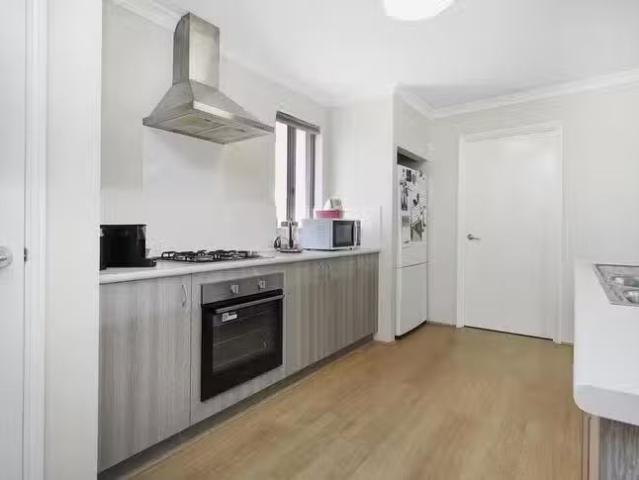 For Rent! 68 Wells Road, Pinjarra, WA 6208